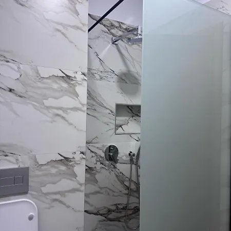 Apartment Anika's Place Korce